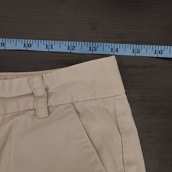 GAP Aubrey Khaki Cotton Shorts Sz 2 - Picture 3 of 8